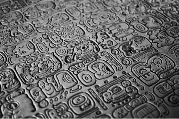 La escritura de los mayas