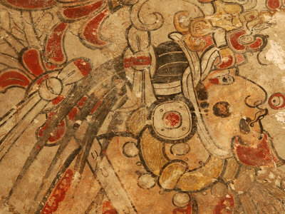 Imagen de fresco maya con pintura roja